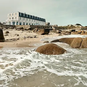 https://hotel-de-la-mer-brignogan-plage.inbrittany.com
