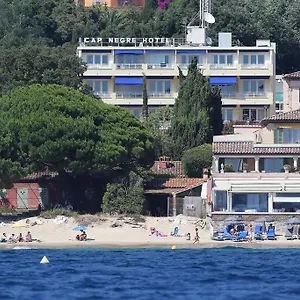 https://cap-negre-hotel.fr-provencehotel.com